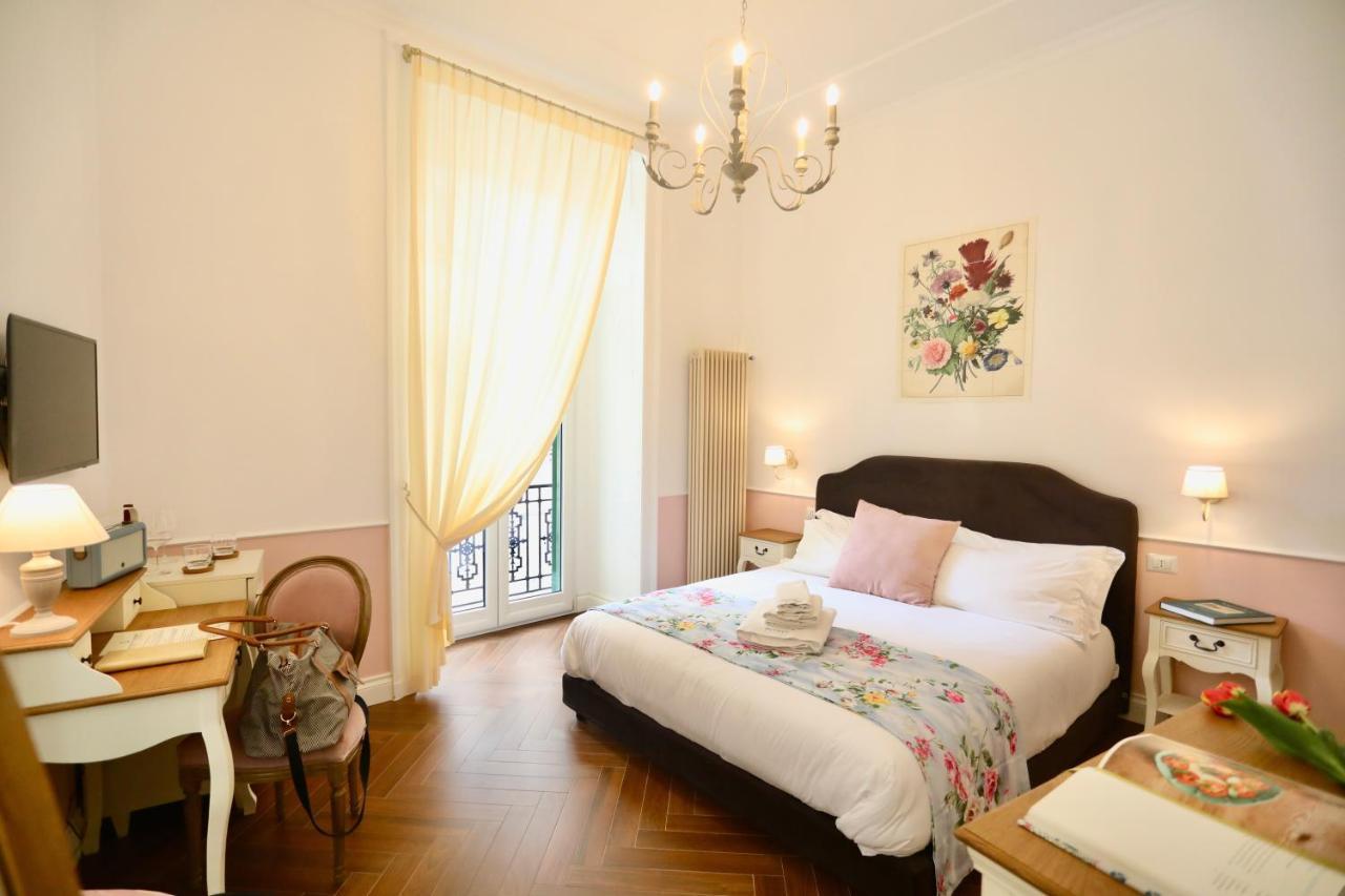 نابولي Macchiato Suites Boutique Guest House المظهر الخارجي الصورة