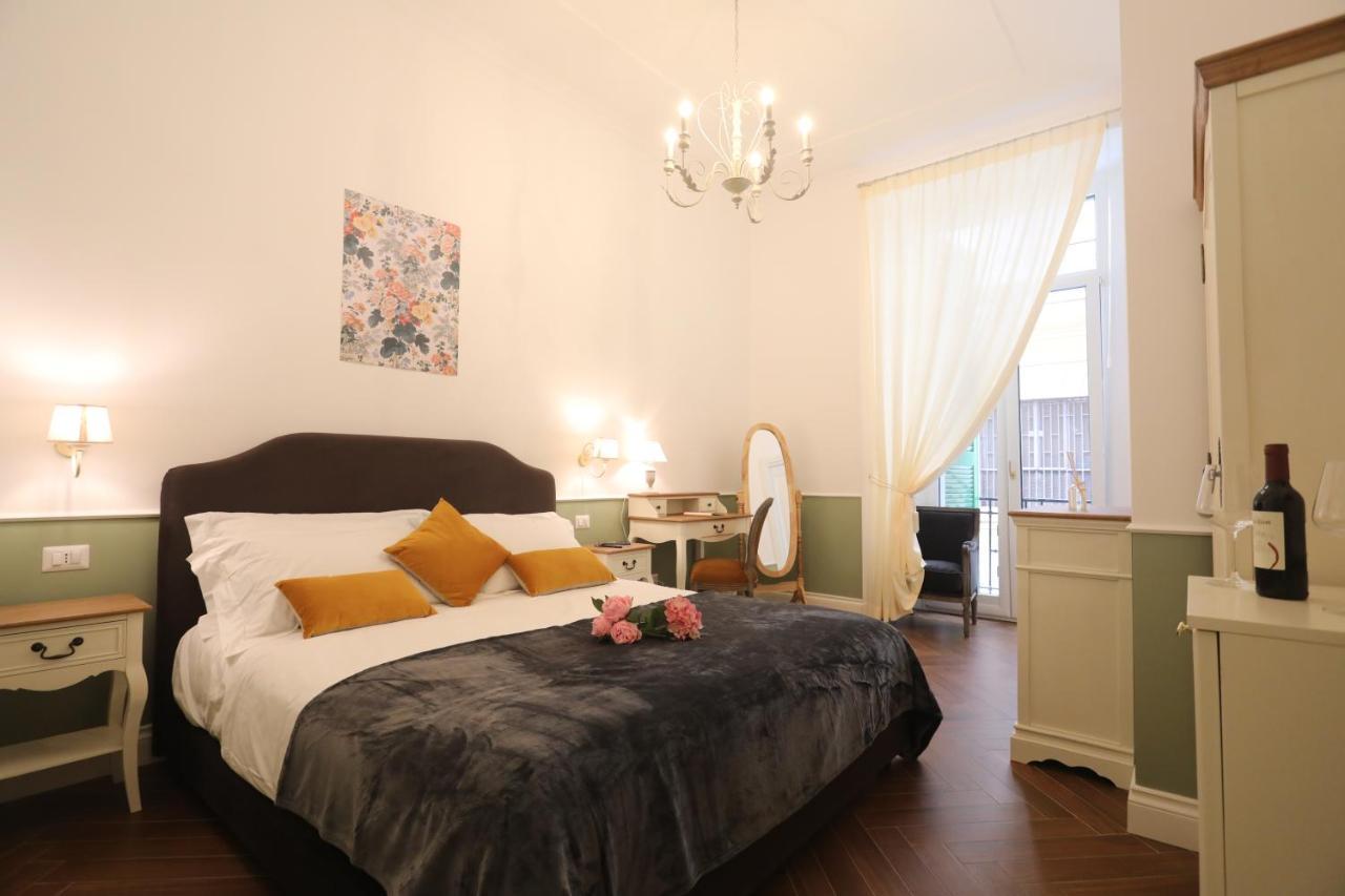 نابولي Macchiato Suites Boutique Guest House المظهر الخارجي الصورة