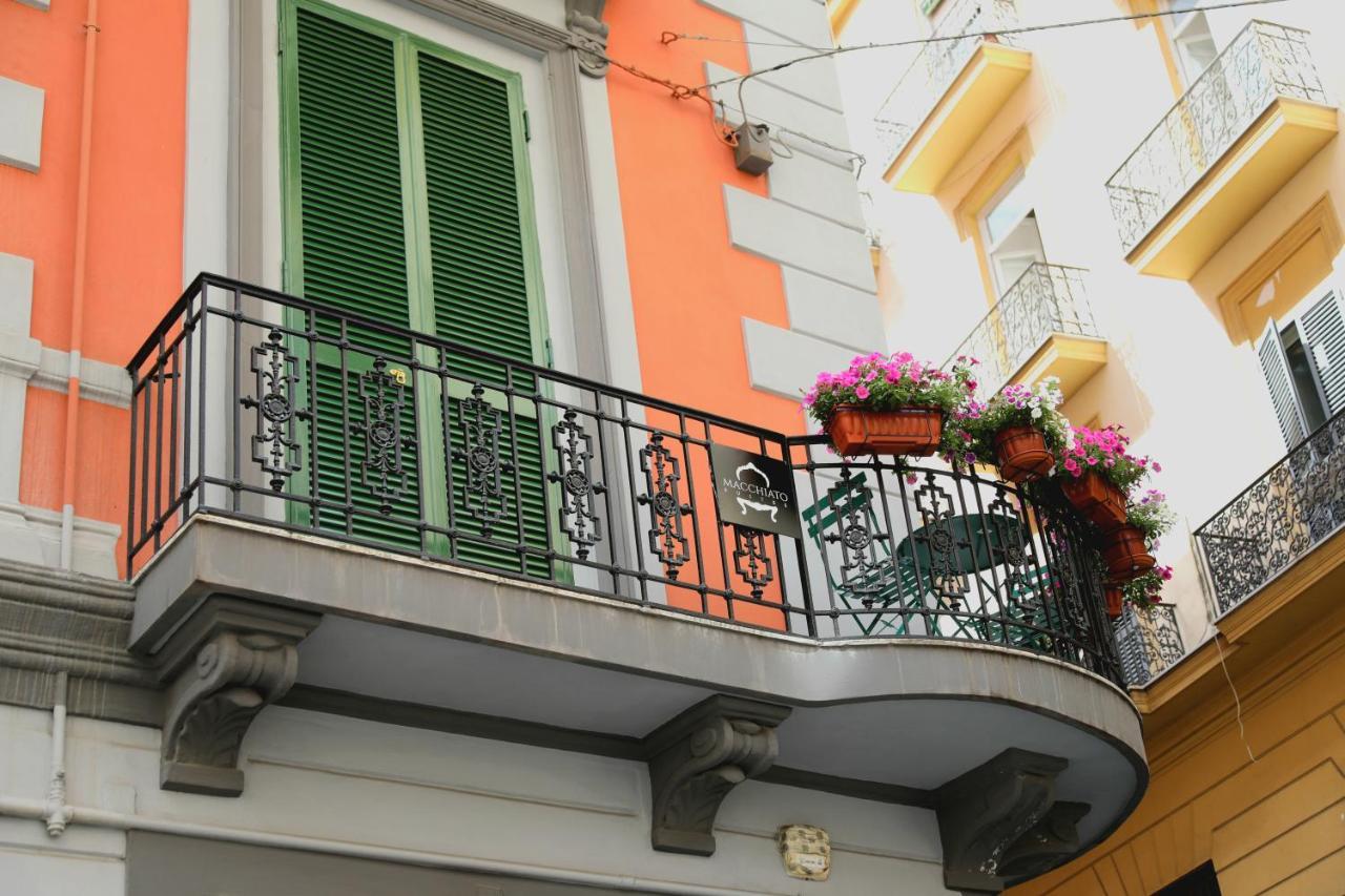 نابولي Macchiato Suites Boutique Guest House المظهر الخارجي الصورة