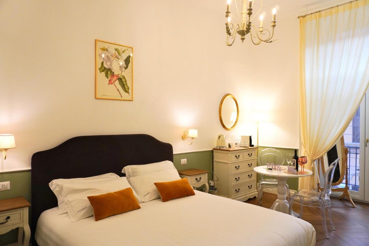 نابولي Macchiato Suites Boutique Guest House المظهر الخارجي الصورة